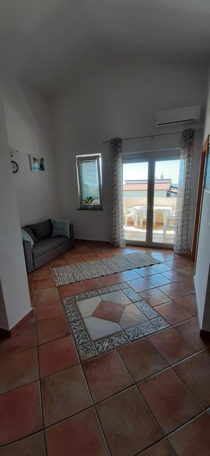 Villa Dobra Family Apartments Vir Luaran gambar