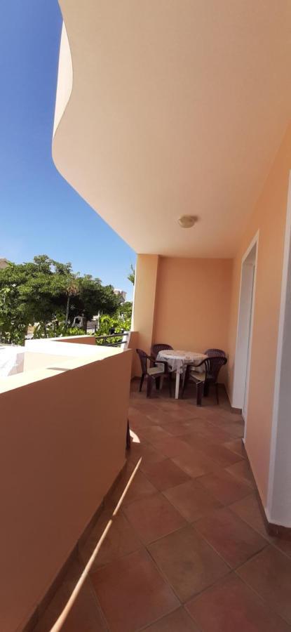 Villa Dobra Family Apartments Vir Luaran gambar