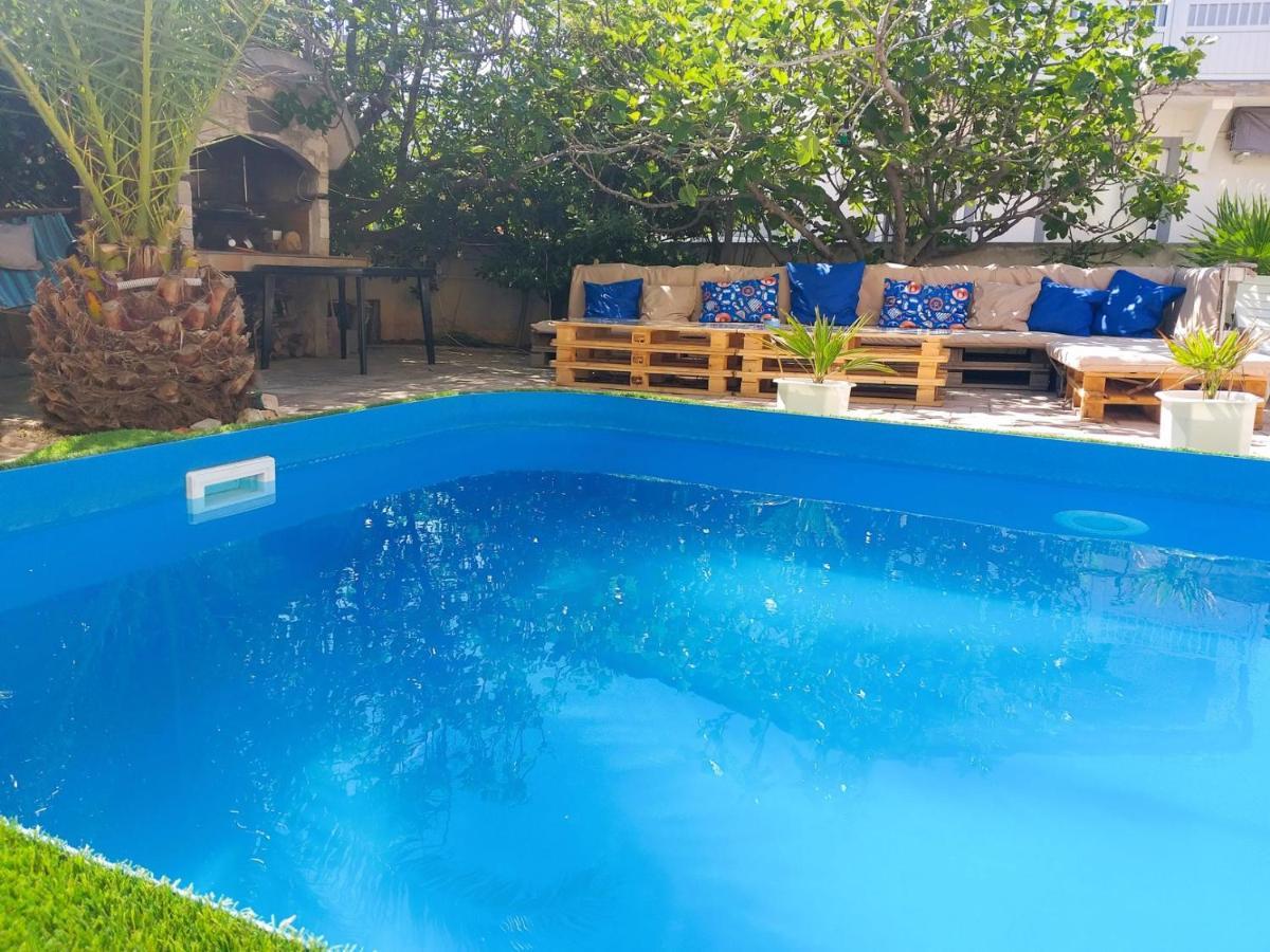 Villa Dobra Family Apartments Vir Luaran gambar